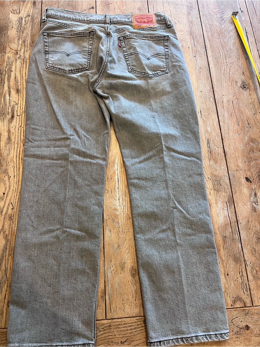 Levi's Men’s Gray Light Wash Denim Jeans Straight Fit Mid Rise  514 34/30